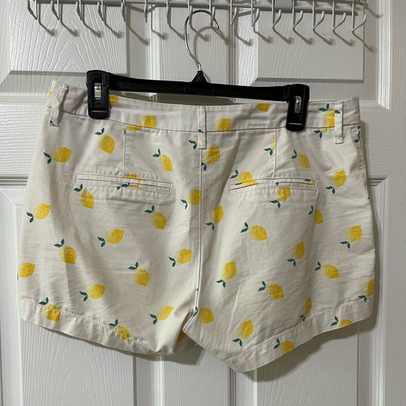 Lemon Pattern Shorts - Picture 3 of 3